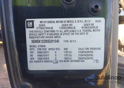 2005 Chevrolet Avalanche 1500 Z71 из США, поврежденный, VIN 3GNEK12Z85G281640